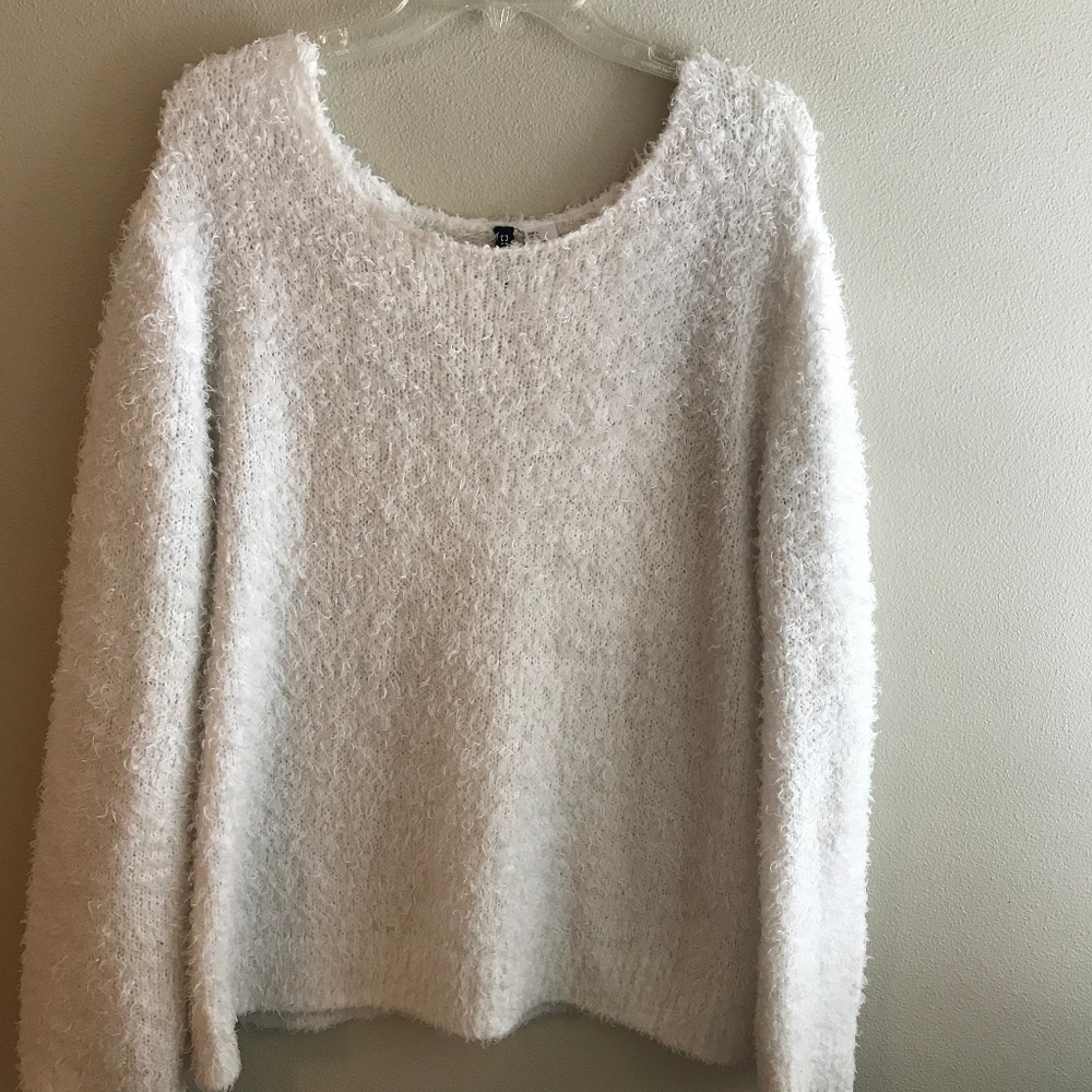 Fuzzy white H&M sweater